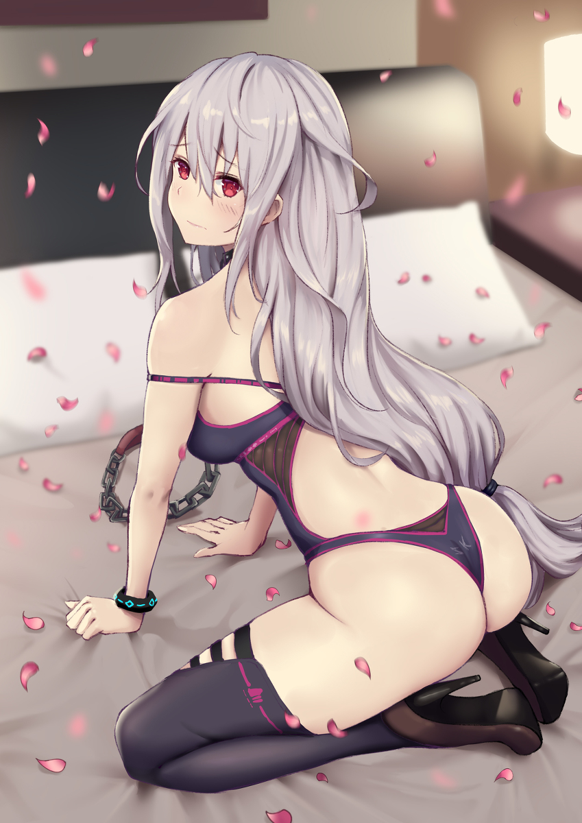 斯卡蒂——脱衣扑克 服を脱いでトランプをする（2） | KURO